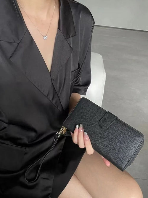 Classic Zip Leather Wallet